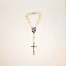 Load image into Gallery viewer, Pearl Rosary of Fatima