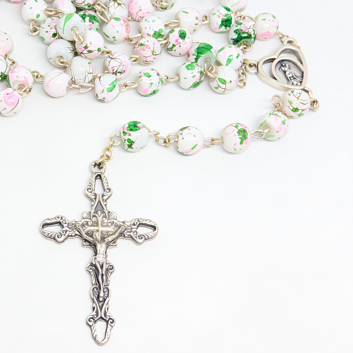 Pink and green Marble-Effect Crystal Rosary with Heart Centerpiece and white Pouch
