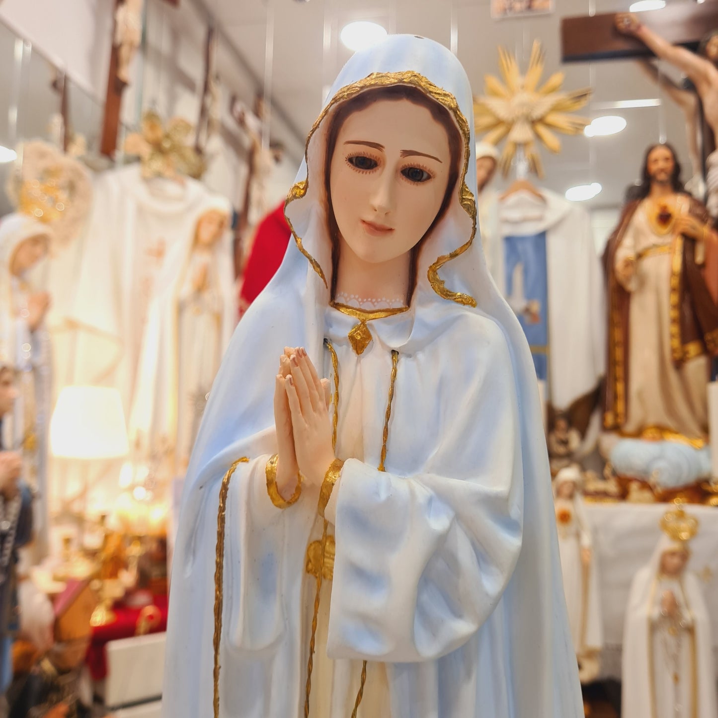 Our Lady of Fatima - Holm Oak - 23.6'' | 60cm