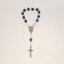 Load image into Gallery viewer, Glass Decade Rosary
