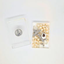 Load image into Gallery viewer, Angel Rosary – Apparitions of Our Lady of Fatima with Terra de Fátima Relic
