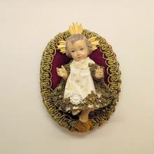 Load image into Gallery viewer, Dressed Baby Jesus with Pillow [Premium] - 3.94'' | 10cm
