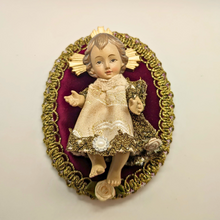 Load image into Gallery viewer, Dressed Baby Jesus with Pillow [Premium] - 4.72'' | 12cm
