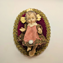 Load image into Gallery viewer, Dressed Baby Jesus with Pillow [Premium] - 4.72'' | 12cm
