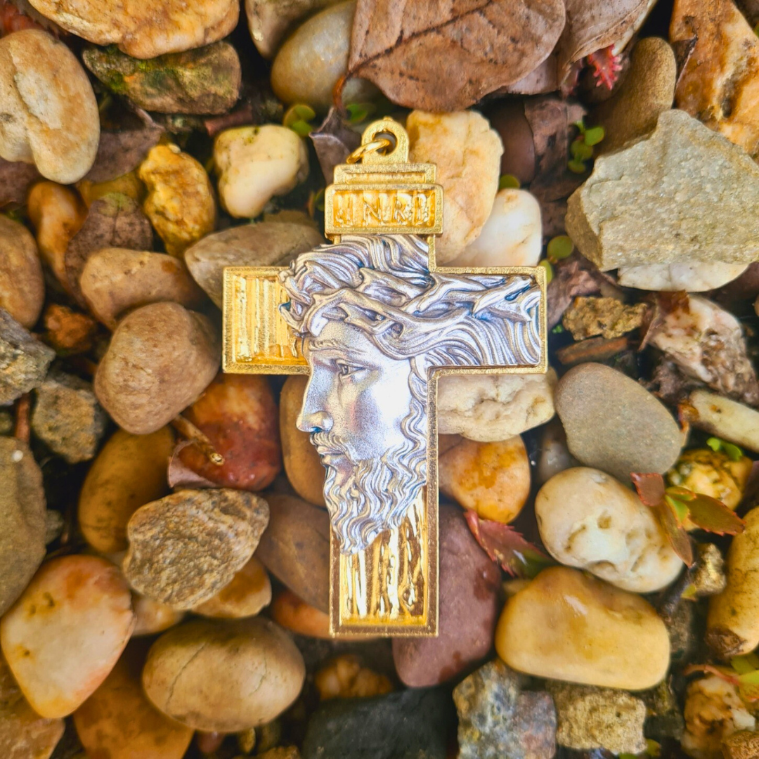 His Face Cross [Golden]