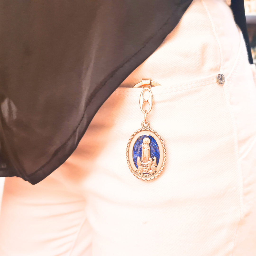 Our Lady of Fatima Apparitions Keychain