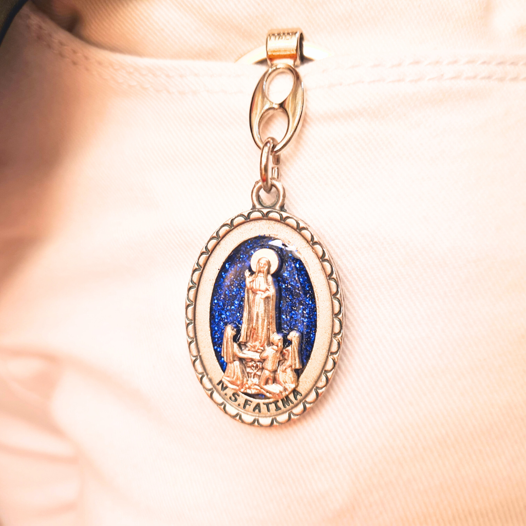 Our Lady of Fatima Apparitions Keychain