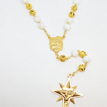 Load image into Gallery viewer, Christmas Rosary - Golden Holy Family
