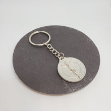 Load image into Gallery viewer, Saint Benedict - Metal keychain
