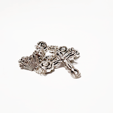 Load image into Gallery viewer, Silver Decade Rosary Roses
